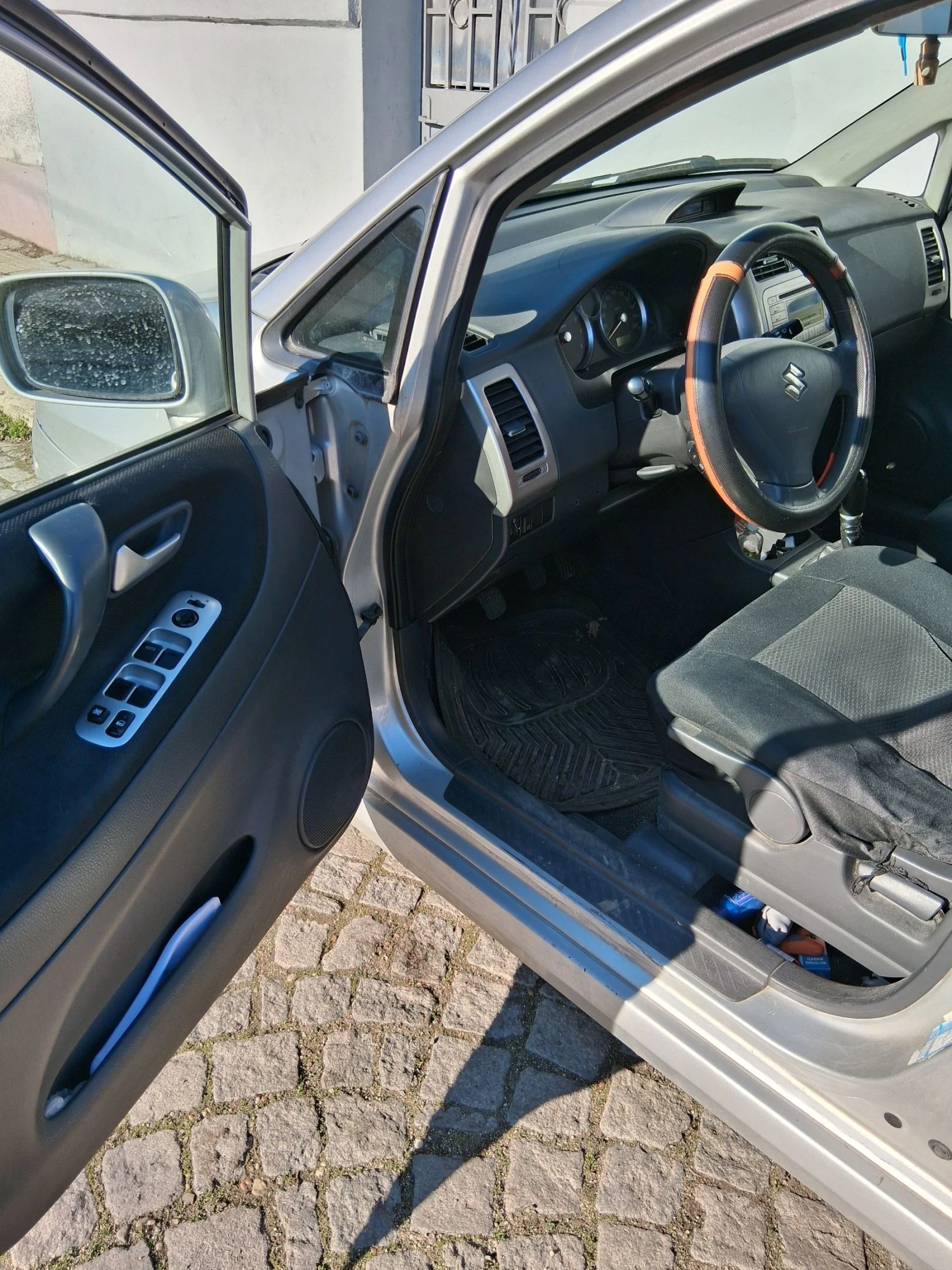 Suzuki Liana  - изображение 6