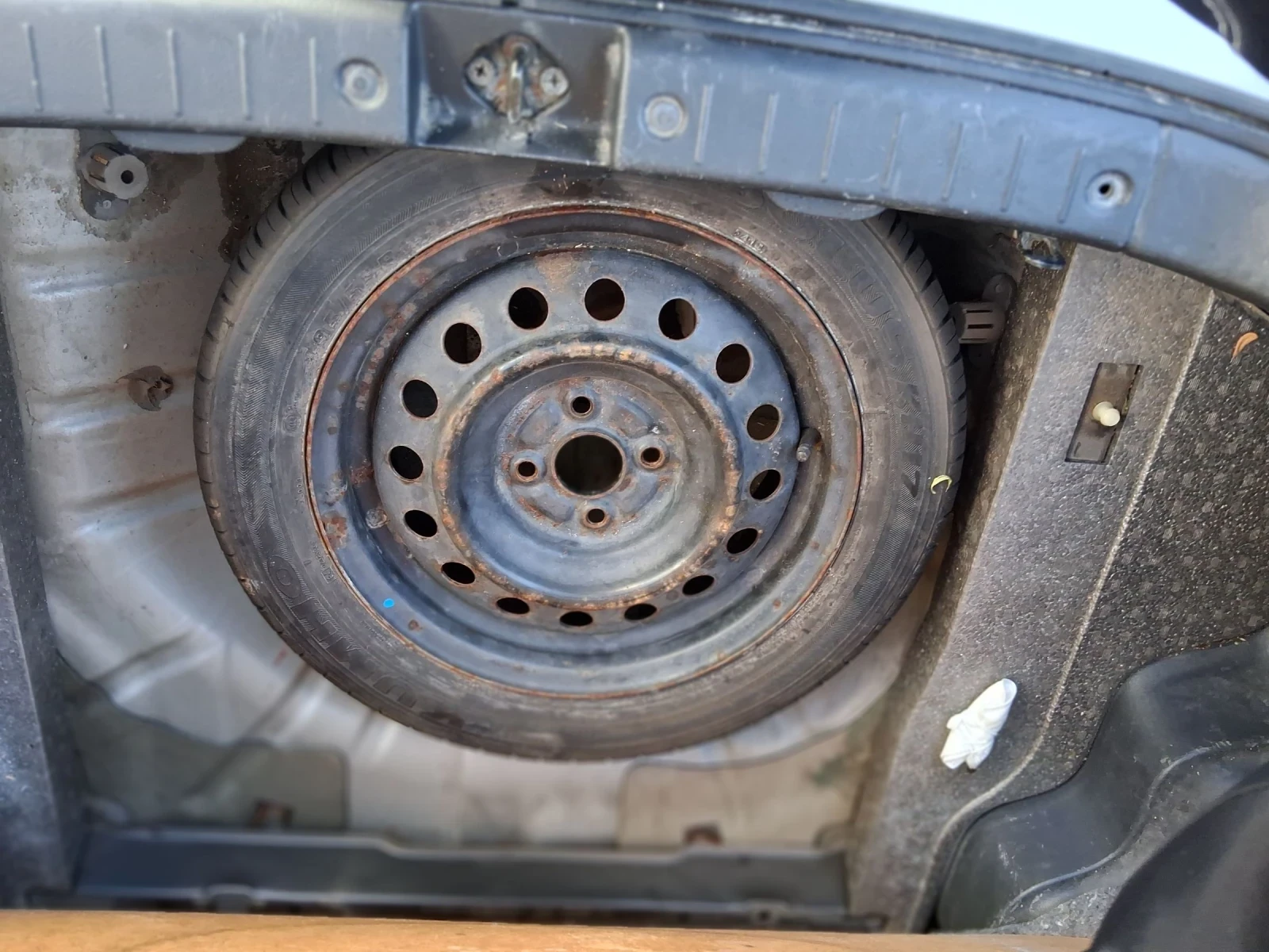 Suzuki Liana | Mobile.bg � ����������� 11