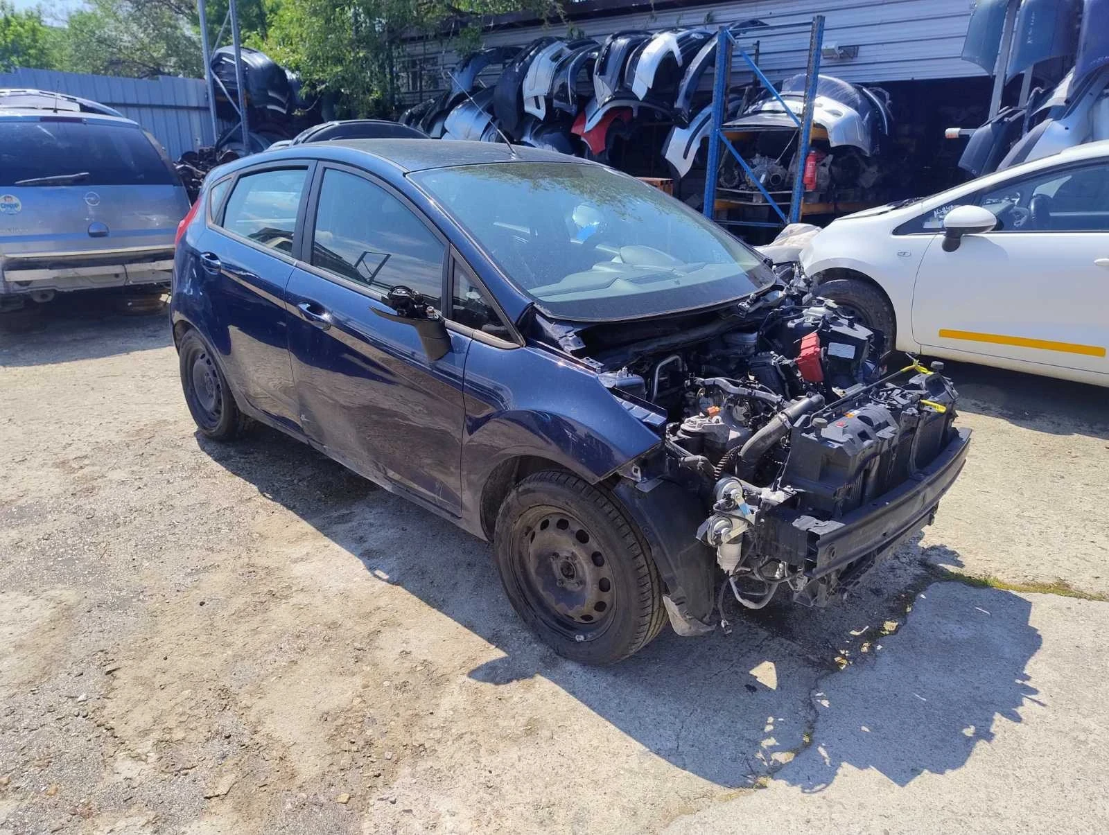 Ford Fiesta 1.0 i, снимка 3 - Автомобили и джипове - 54654589