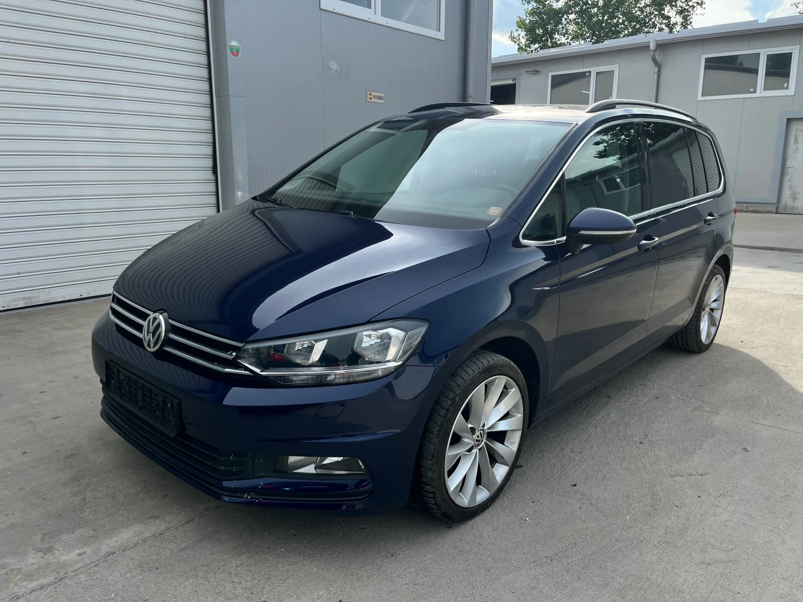VW Touran 2, 0TDI-150k.c/6+ 1/ПОДГРЕВ/МУЛТИМЕДИЯ/ТОП!!!