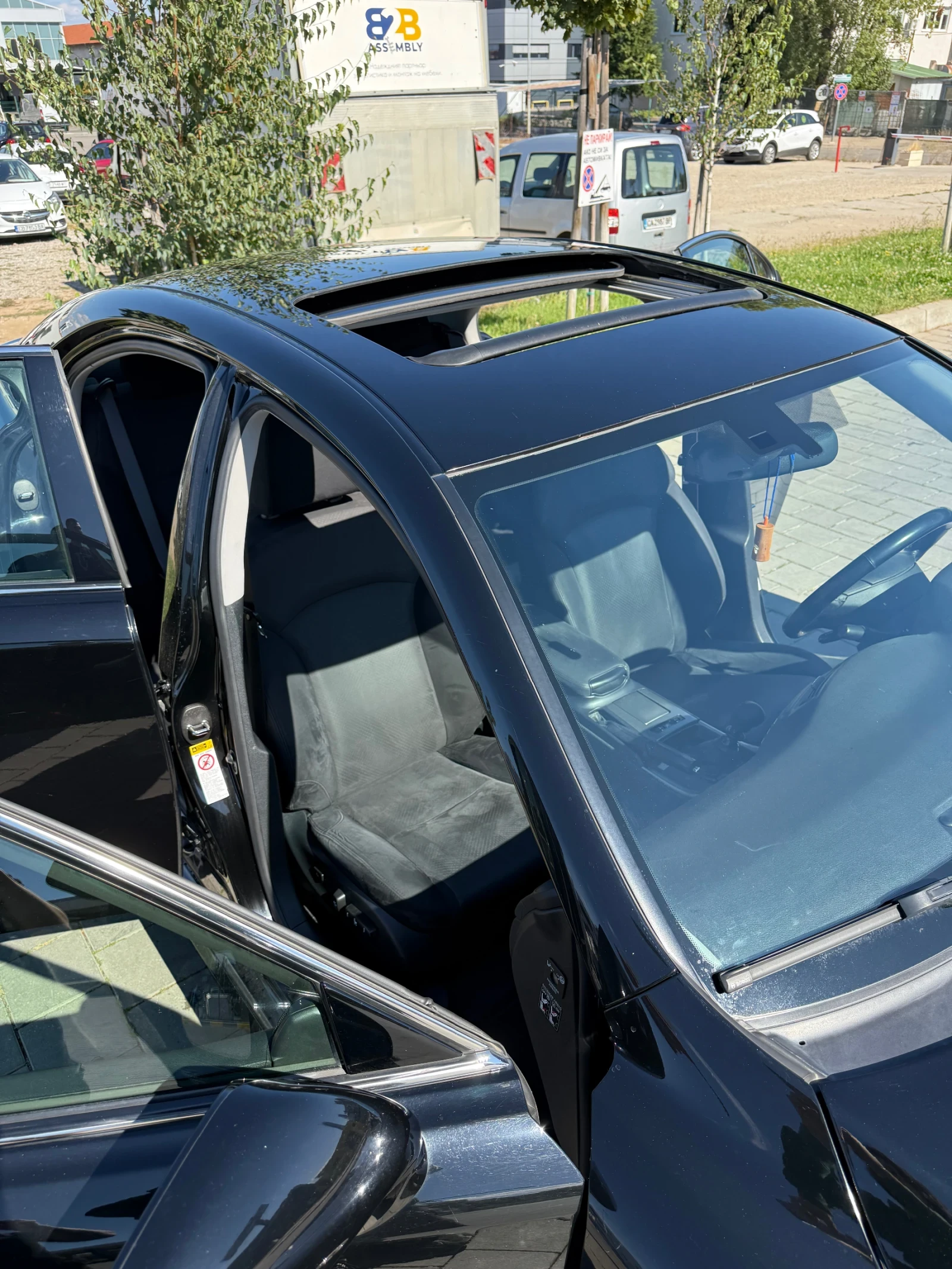 Lexus IS 220d, снимка 7 - Автомобили и джипове - 56087576