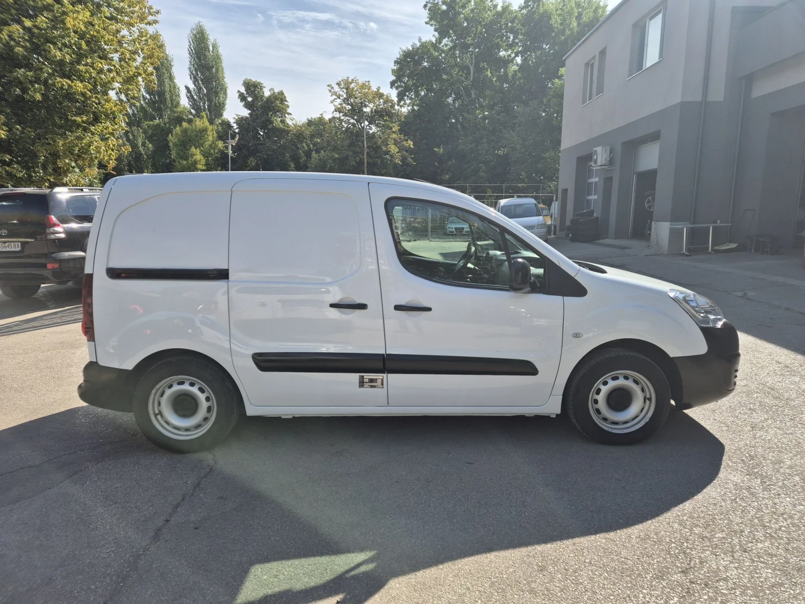 Peugeot Partner МОБИЛНА БЕНЗИНОСТАНЦИЯ , снимка 3 - Автомобили и джипове - 56158171