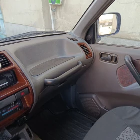 Nissan Terrano 2, 7 125кс, снимка 14