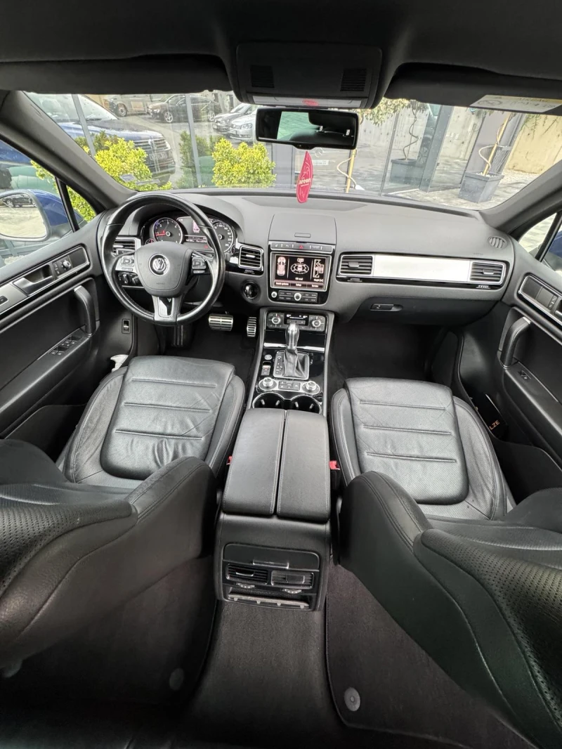 VW Touareg V6, снимка 13 - Автомобили и джипове - 50391406