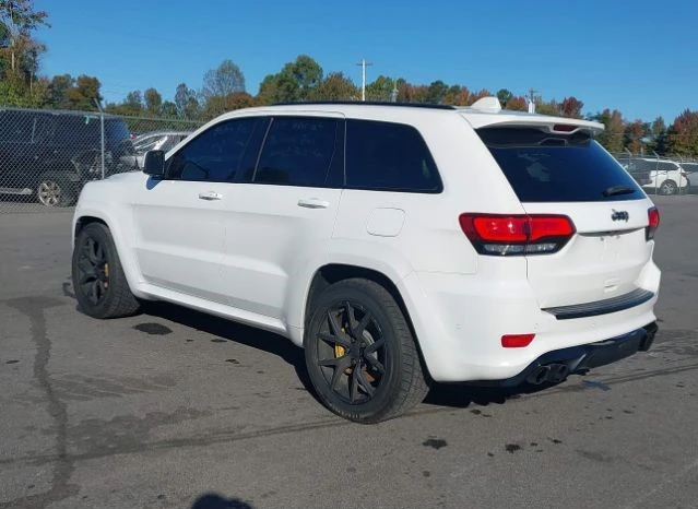 Jeep Grand cherokee TRACKHAWK 4X4 6.2L V-8 SUPERCHARGER - изображение 4