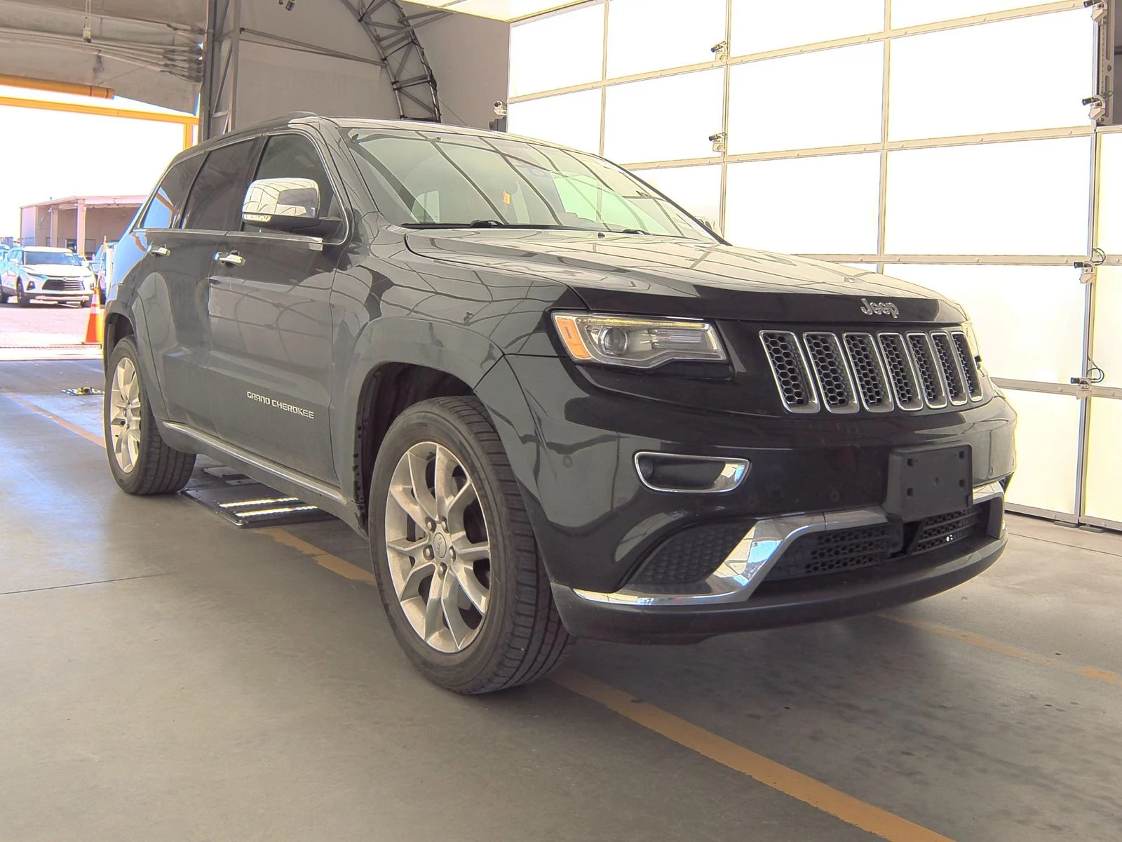 Jeep Grand cherokee Summit 5.7 Обдух* Harman/Kardon* Въздух* Дистроник - изображение 3