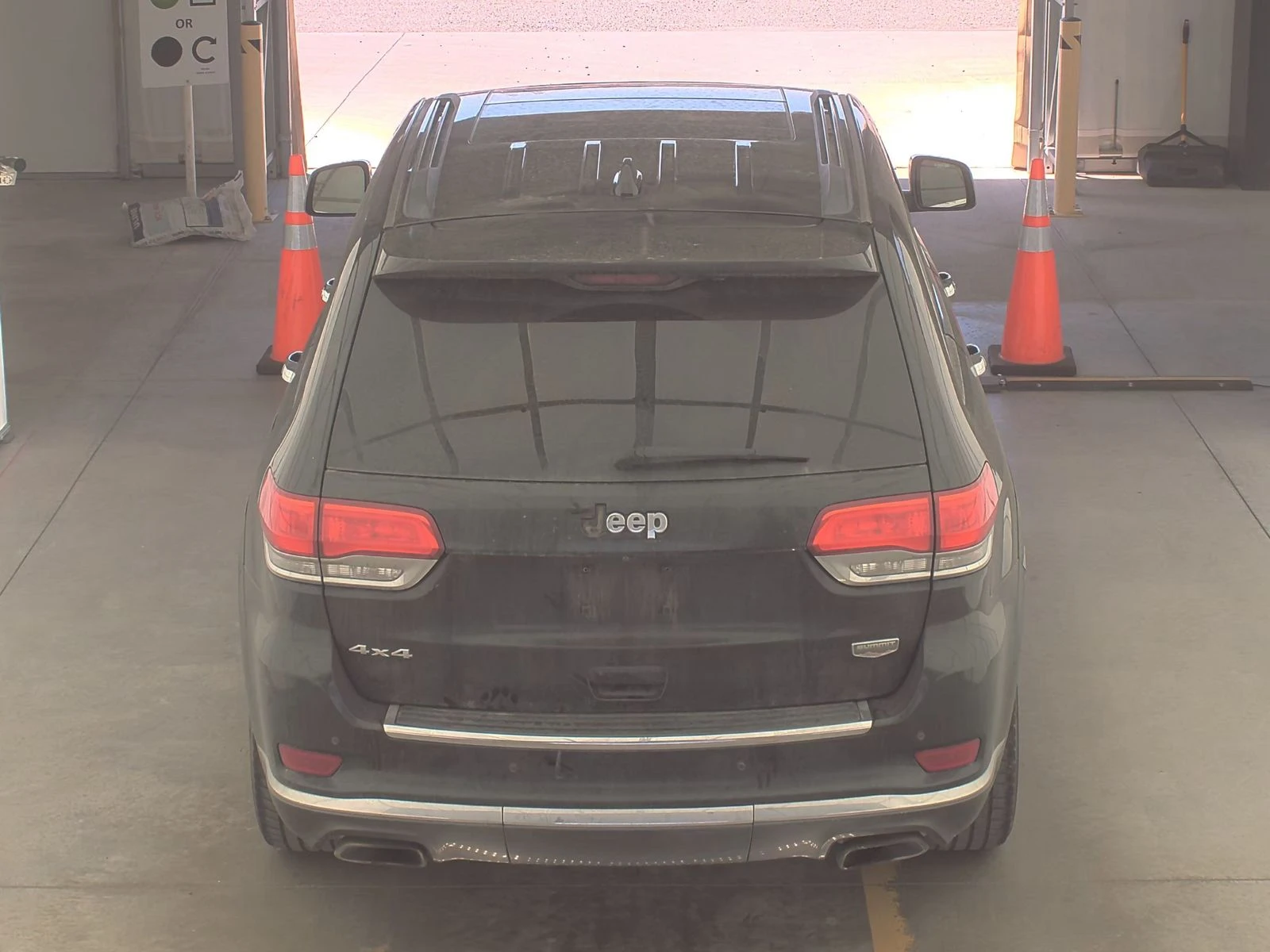 Jeep Grand cherokee Summit 5.7 Обдух* Harman/Kardon* Въздух* Дистроник - изображение 5