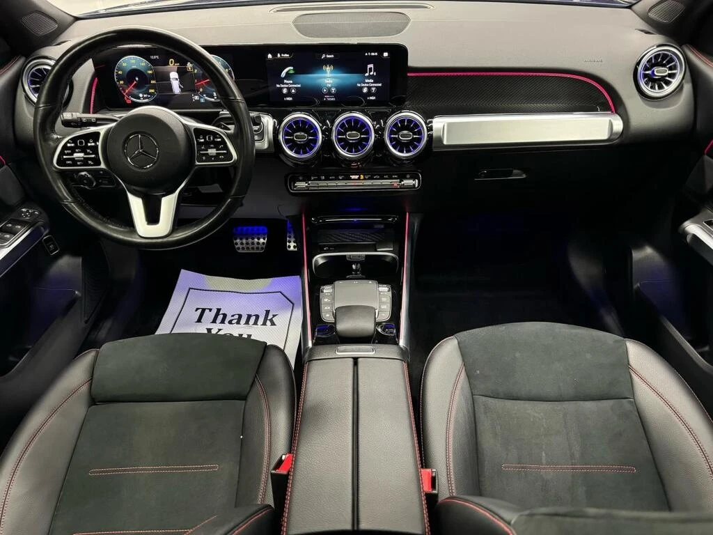 Mercedes-Benz GLB * AMG PKG| CARPLAY| 360CAM| BSM| FCW| AMBIENT LIGH - изображение 10