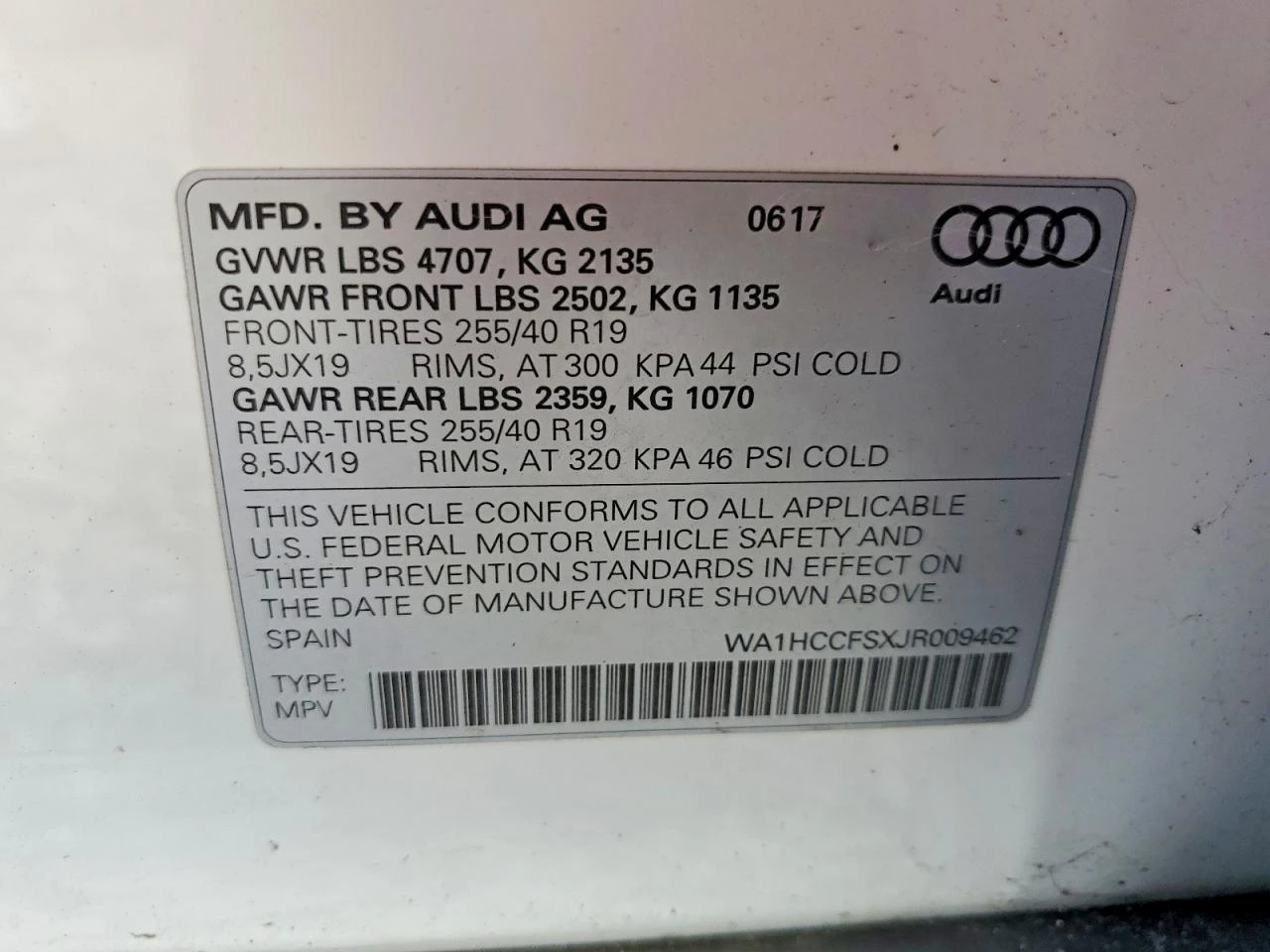 Audi Q3 2.0l Premium Plus, снимка 13 - Автомобили и джипове - 53939369