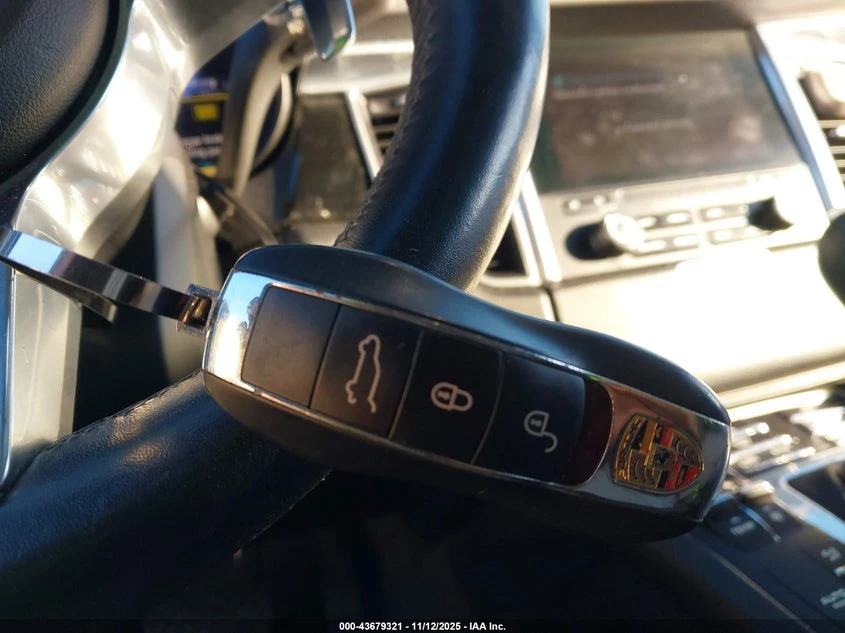 Porsche Macan 2l, снимка 11 - Автомобили и джипове - 53953878