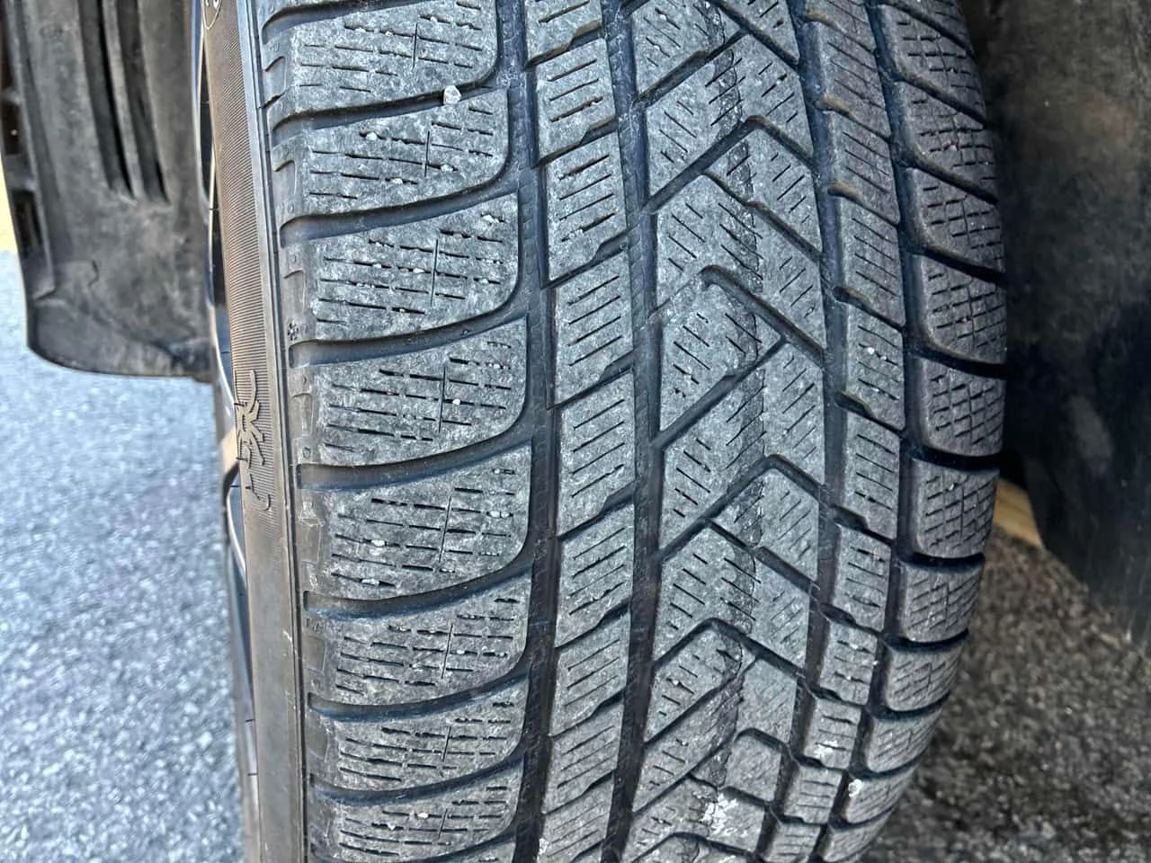 Mercedes-Benz GLE 53 4MATIC  * CARFAX * ПРЕДСТАВИТЕЛСТВО * 360 * ОБДУХВАНЕ * , снимка 15 - Автомобили и джипове - 54000400