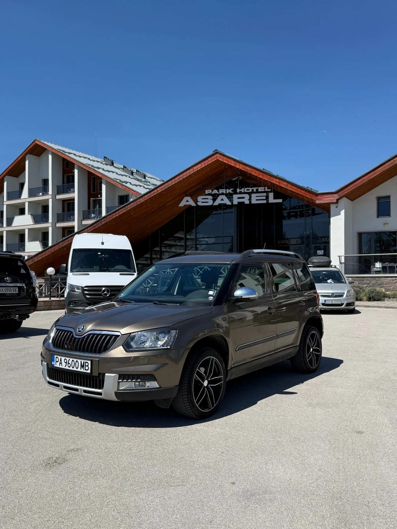 Skoda Yeti 2.0 TDI 4motion * ТОП* , снимка 3 - Автомобили и джипове - 54315135