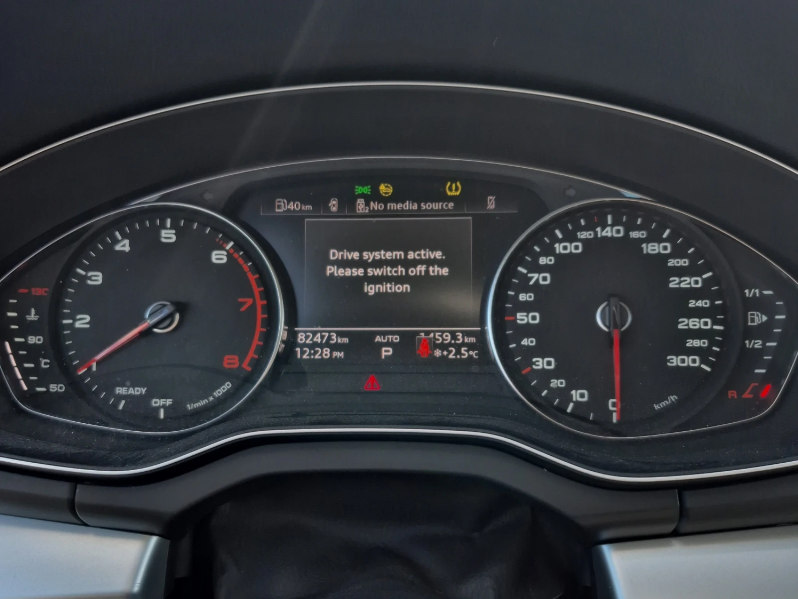 Audi Q5 Komfort 45 TFSI quattro, снимка 11 - Автомобили и джипове - 54483244