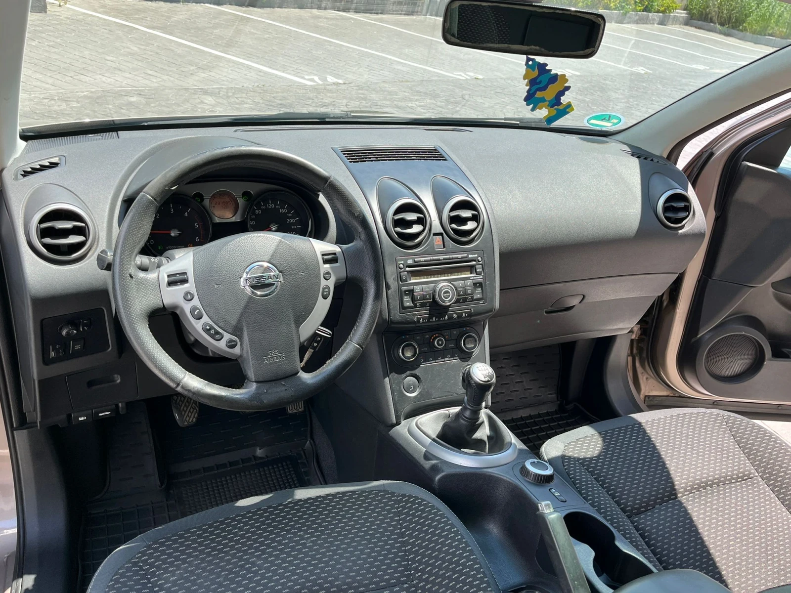 Nissan Qashqai 2.0D/4X4/150КС, снимка 10 - Автомобили и джипове - 54728169