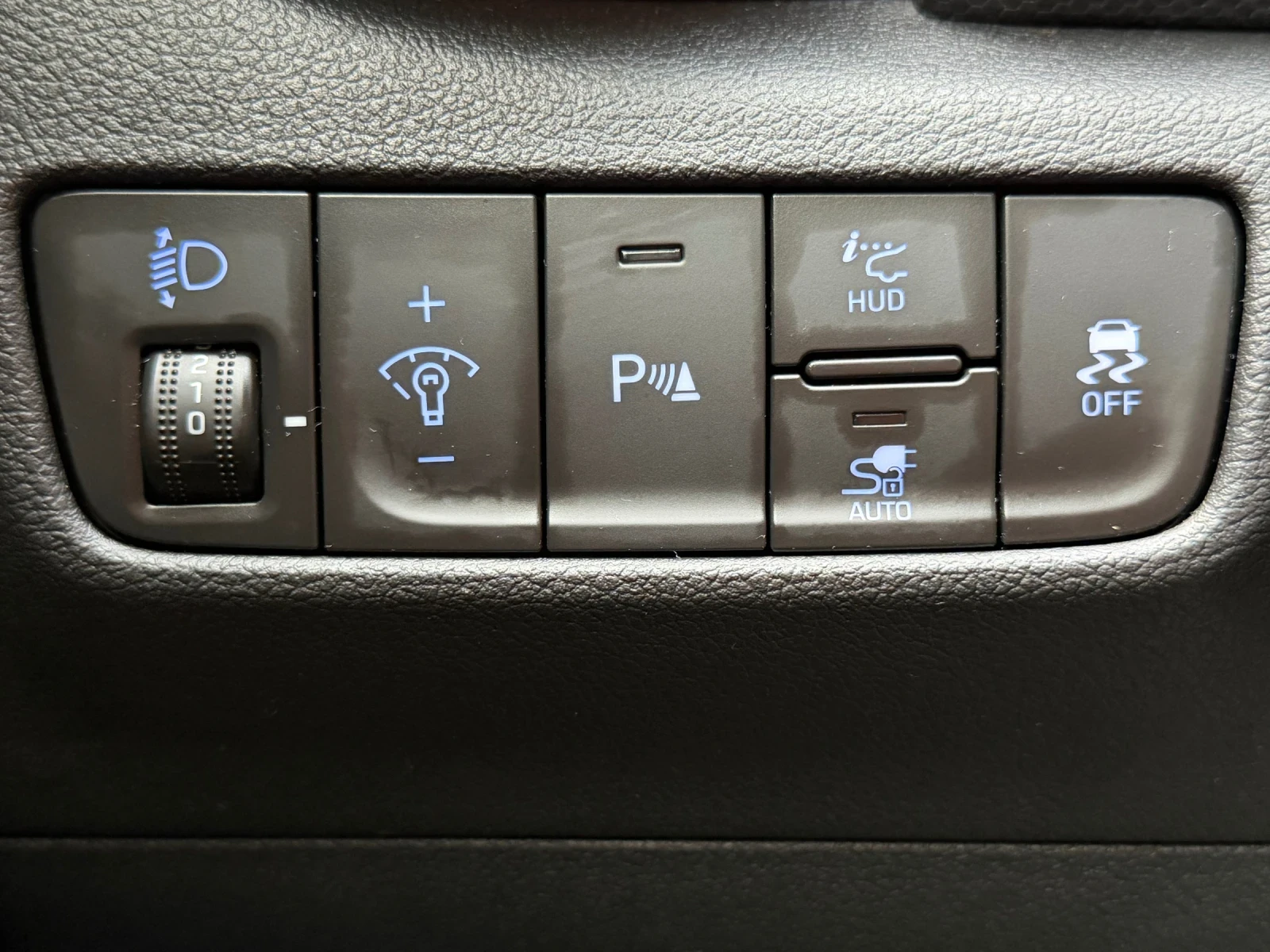 Hyundai Kona 204кс, снимка 16 - Автомобили и джипове - 54753753