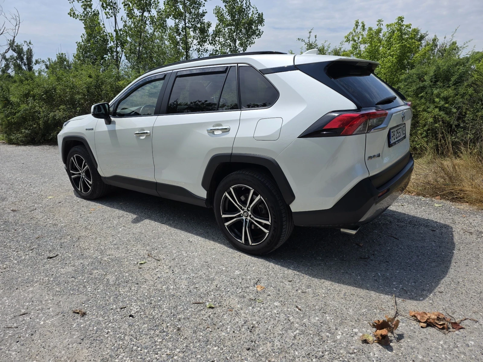 Toyota Rav4 Luxury Premium 79000км, снимка 6 - Автомобили и джипове - 55152718