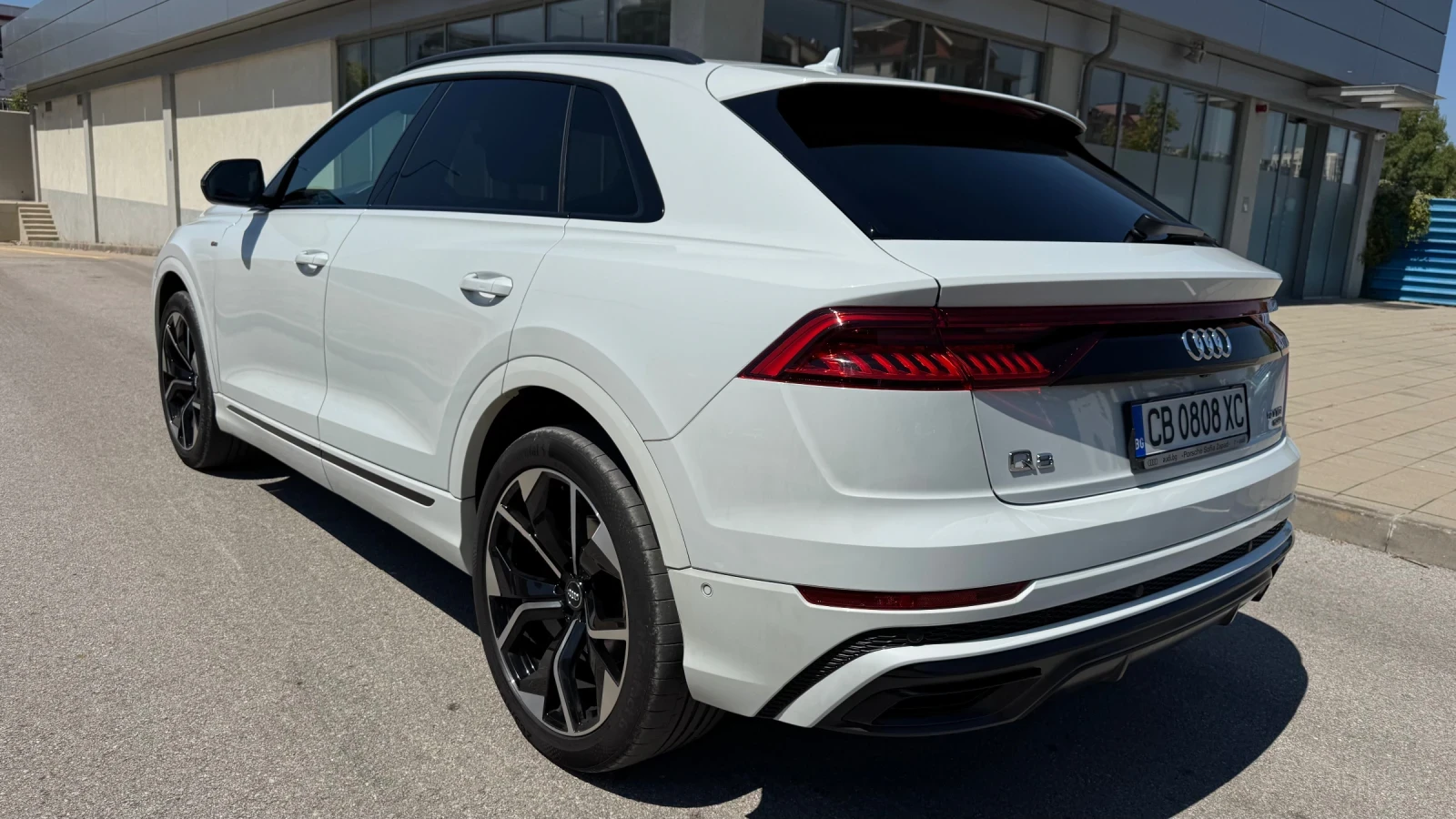 Audi Q8 S line, снимка 7 - Автомобили и джипове - 55975168