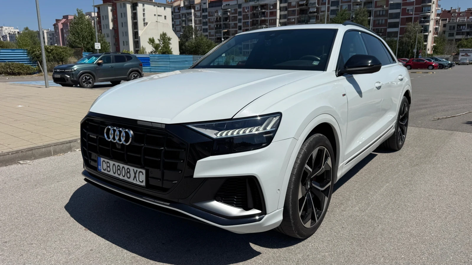 Audi Q8 S line