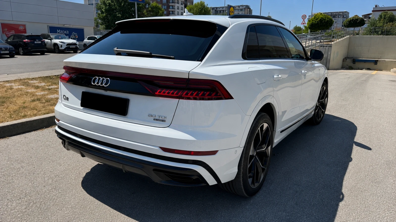 Audi Q8 S line, снимка 4 - Автомобили и джипове - 55647439