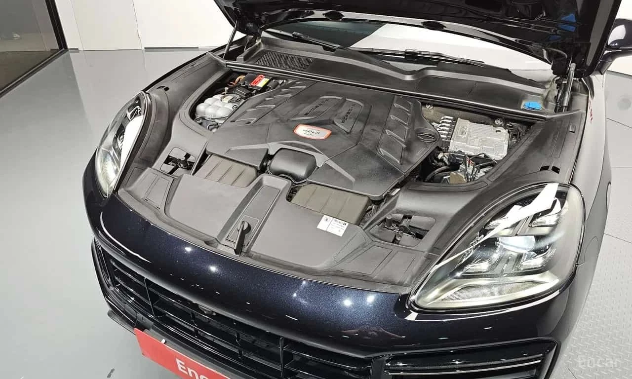 Porsche Cayenne 4.0 Turbo Coupe , снимка 6 - Автомобили и джипове - 56274321