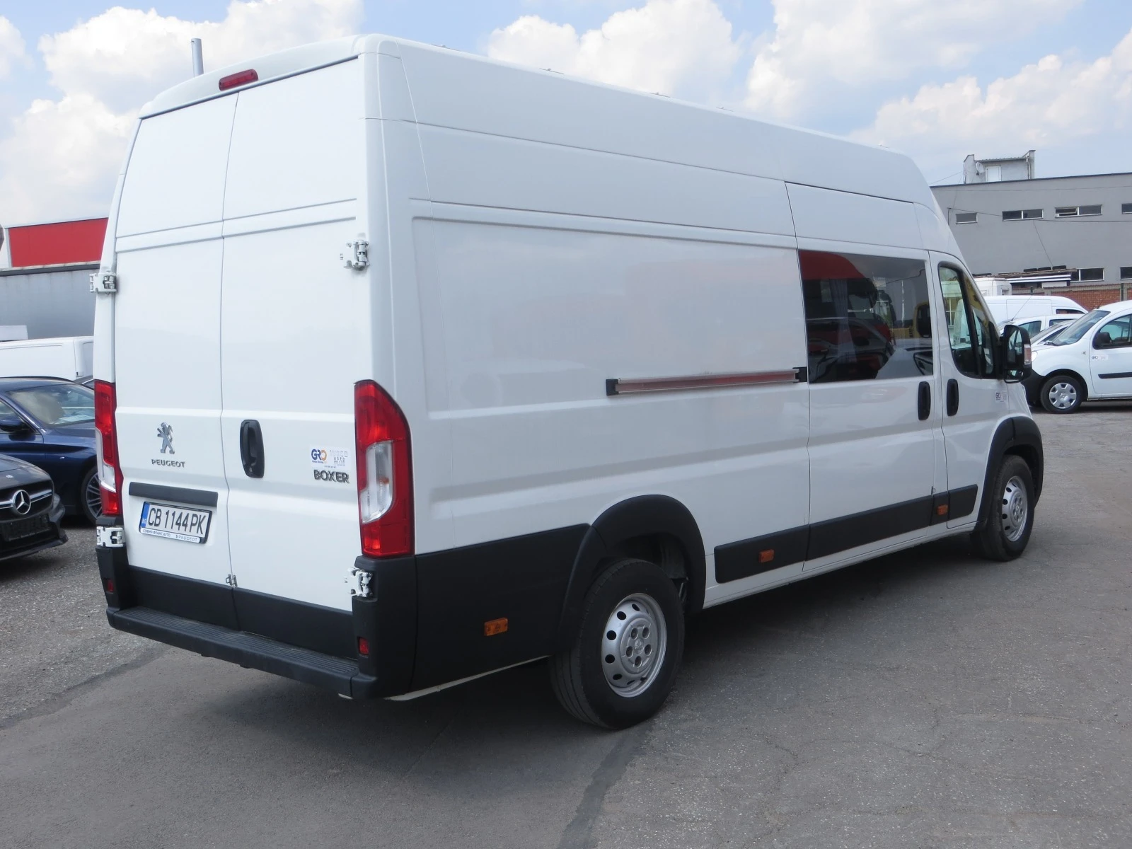 Peugeot Boxer 2,2 HDI 5/6+1 МЕСТА - изображение 4