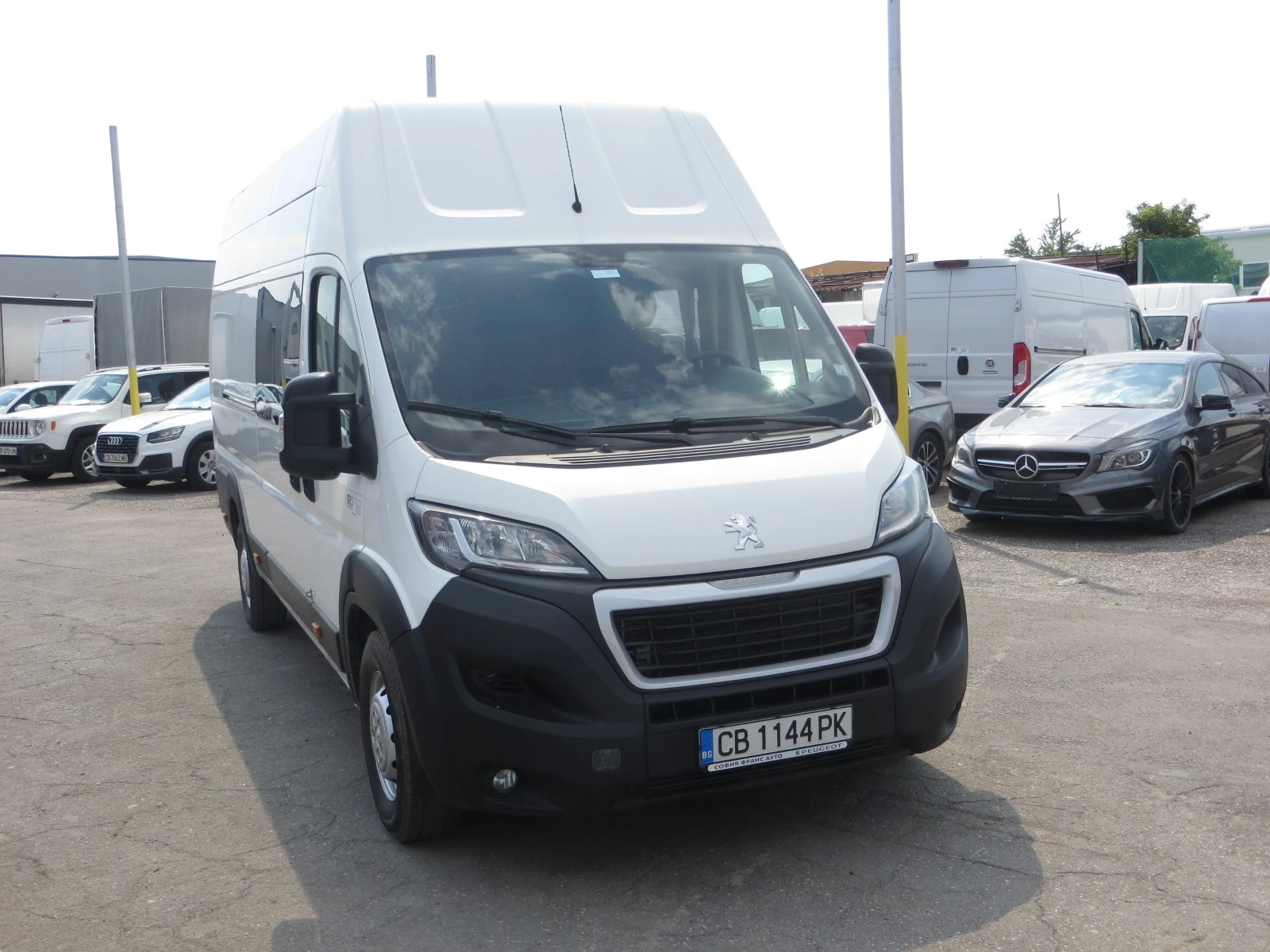 Peugeot Boxer 2,2 HDI 5/6+1 МЕСТА - изображение 5