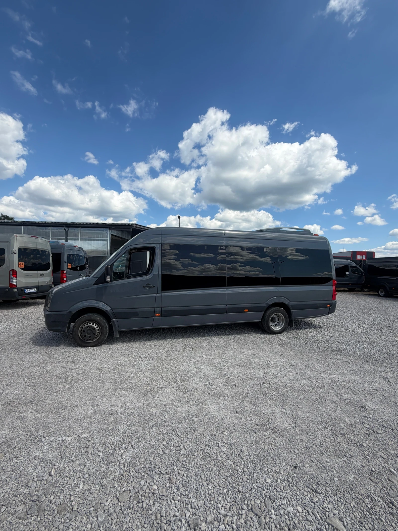 VW Crafter, снимка 5 - Бусове и автобуси - 55392606