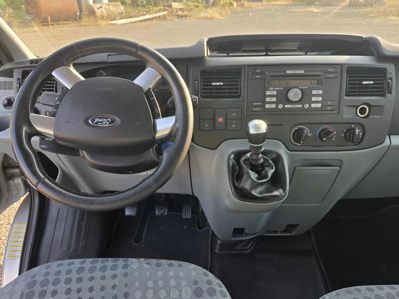 Ford Transit 2.2tdci A-C 6sk. 8+ 1, снимка 10 - Бусове и автобуси - 55631262