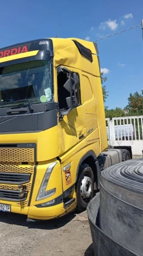 Volvo Fh Fh 460 I-Save ADR  TORINO, IT | Mobile.bg    3