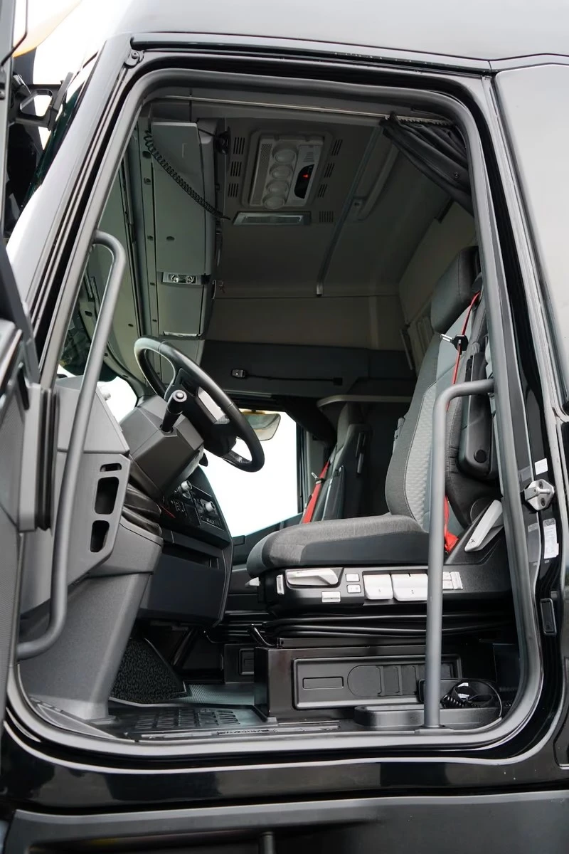 Renault T T480* ЛИЗИНГ* 1470л.* ПАРК.КЛИМА, снимка 8 - Камиони - 56269745