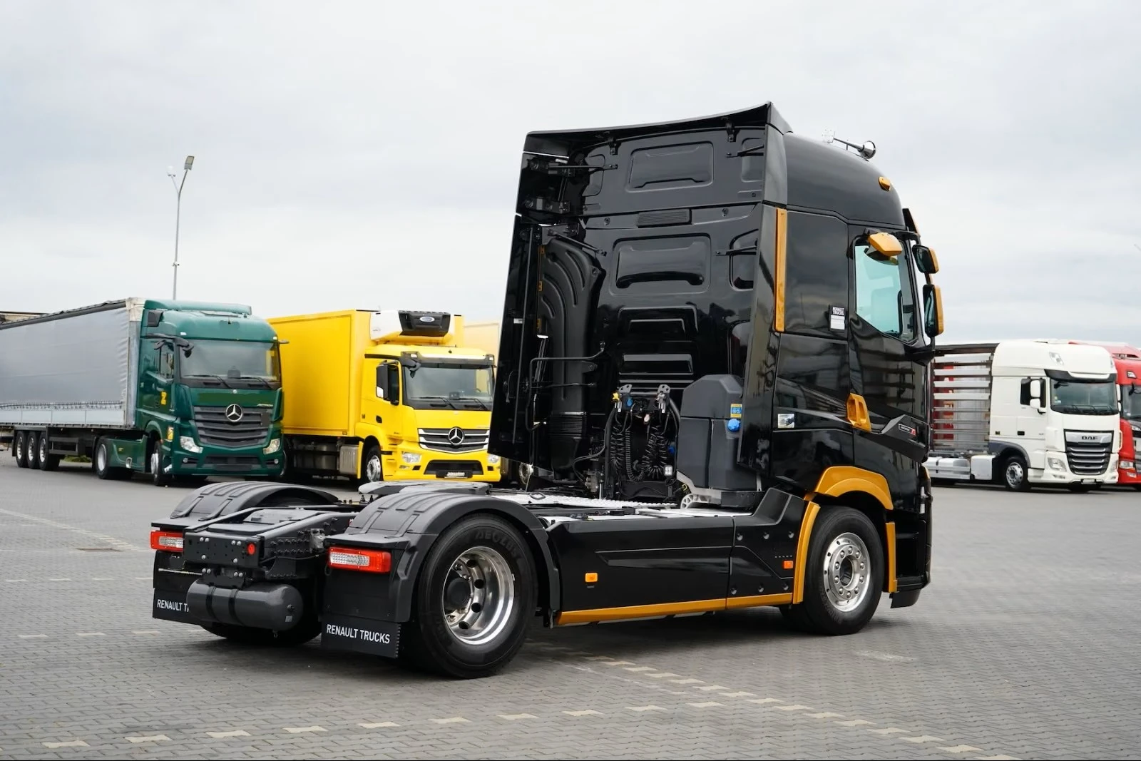 Renault T T480* ЛИЗИНГ* 1470л.* ПАРК.КЛИМА, снимка 4 - Камиони - 56269745