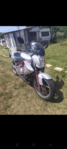 ������ Kawasaki ER