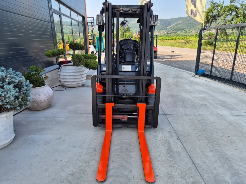 Мотокар Toyota 1.8 тона / ИЗРАВНИТЕЛ / ГАЗ-БЕНЗИН / Парно , снимка 8 - Индустриална техника - 49458919