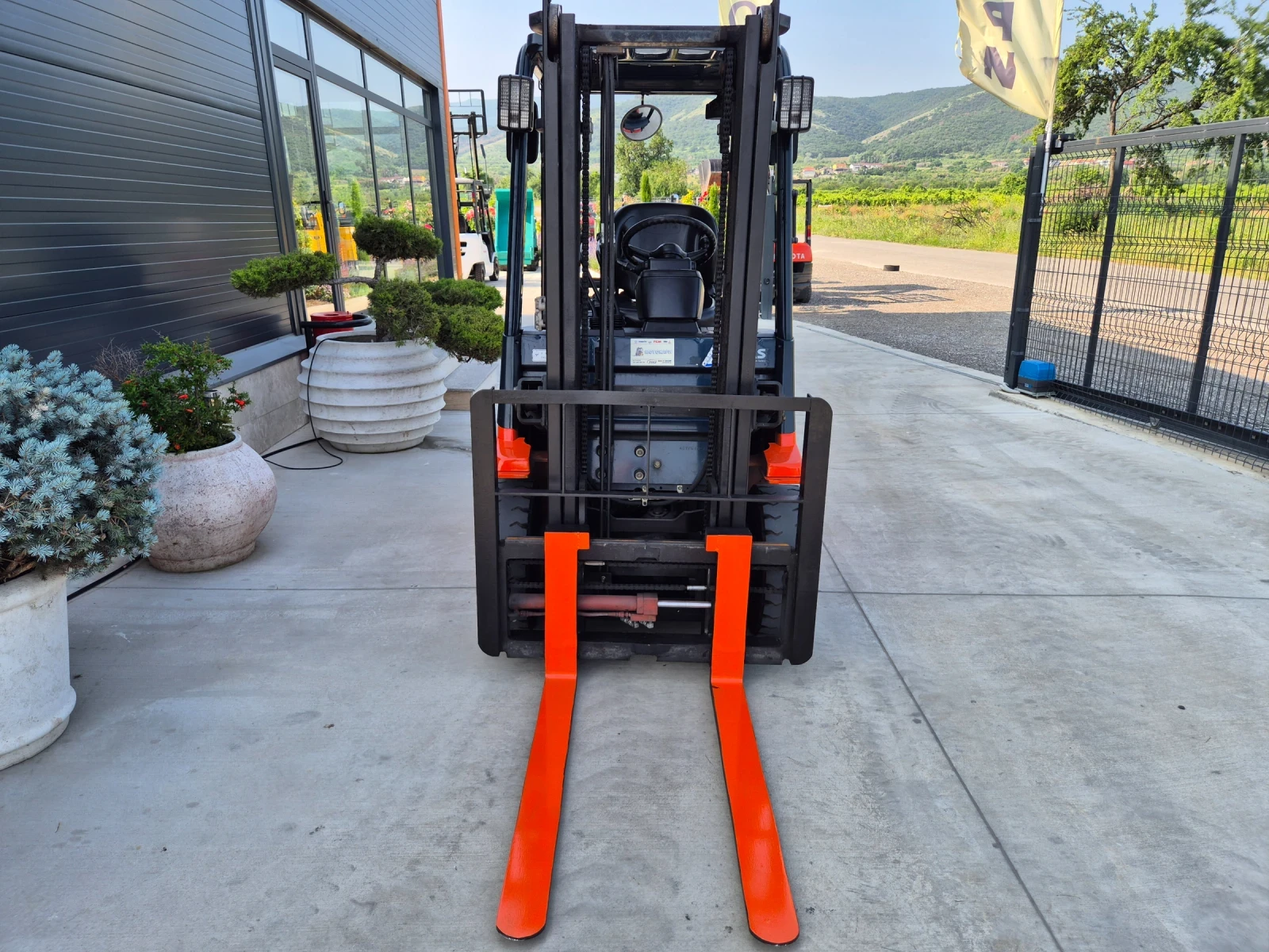  Toyota 1.8  /  / - /   | Mobile.bg   8