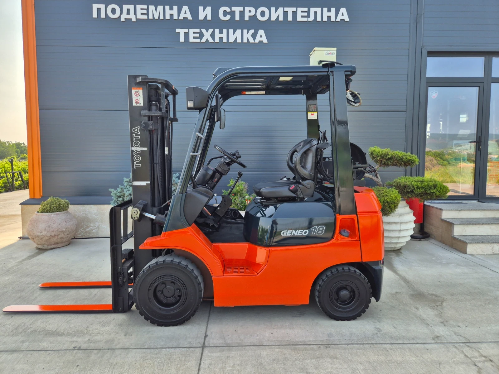  Toyota 1.8  /  / - /   | Mobile.bg   2