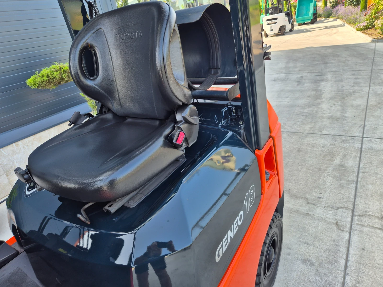  Toyota 1.8  /  / - /   | Mobile.bg   9