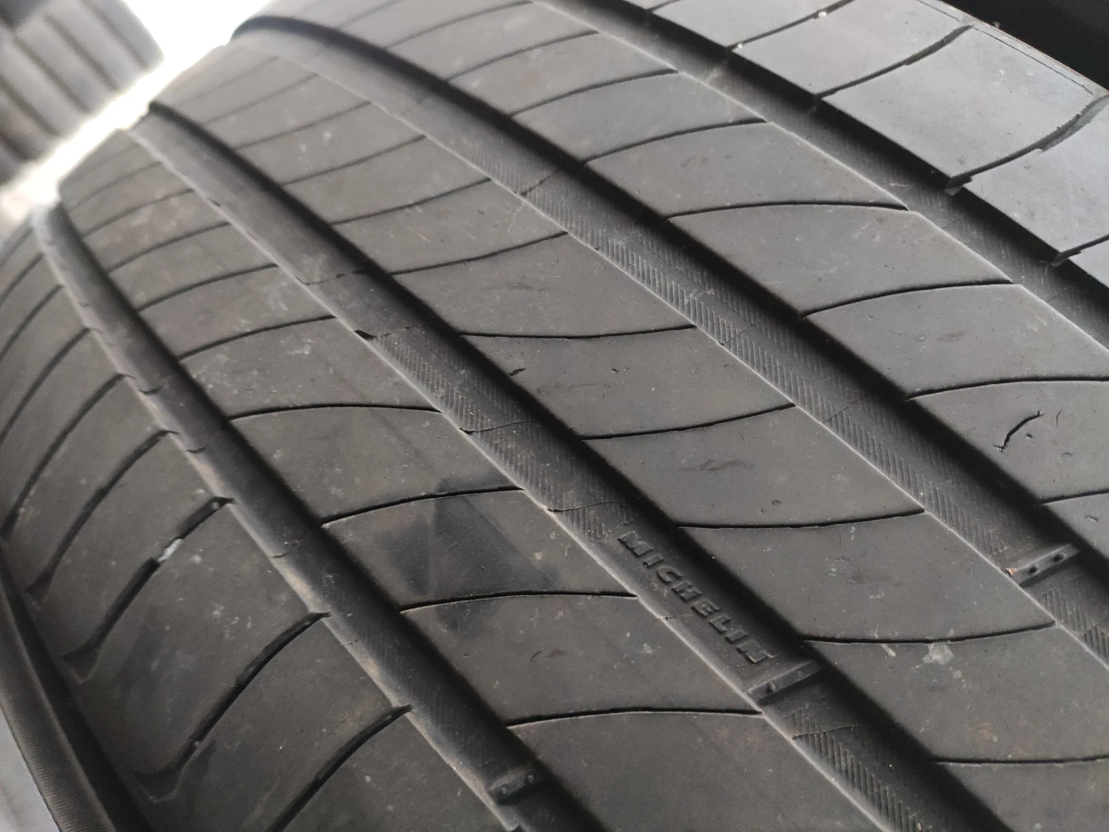 ���� 225/50R18 | Mobile.bg � ����������� 6