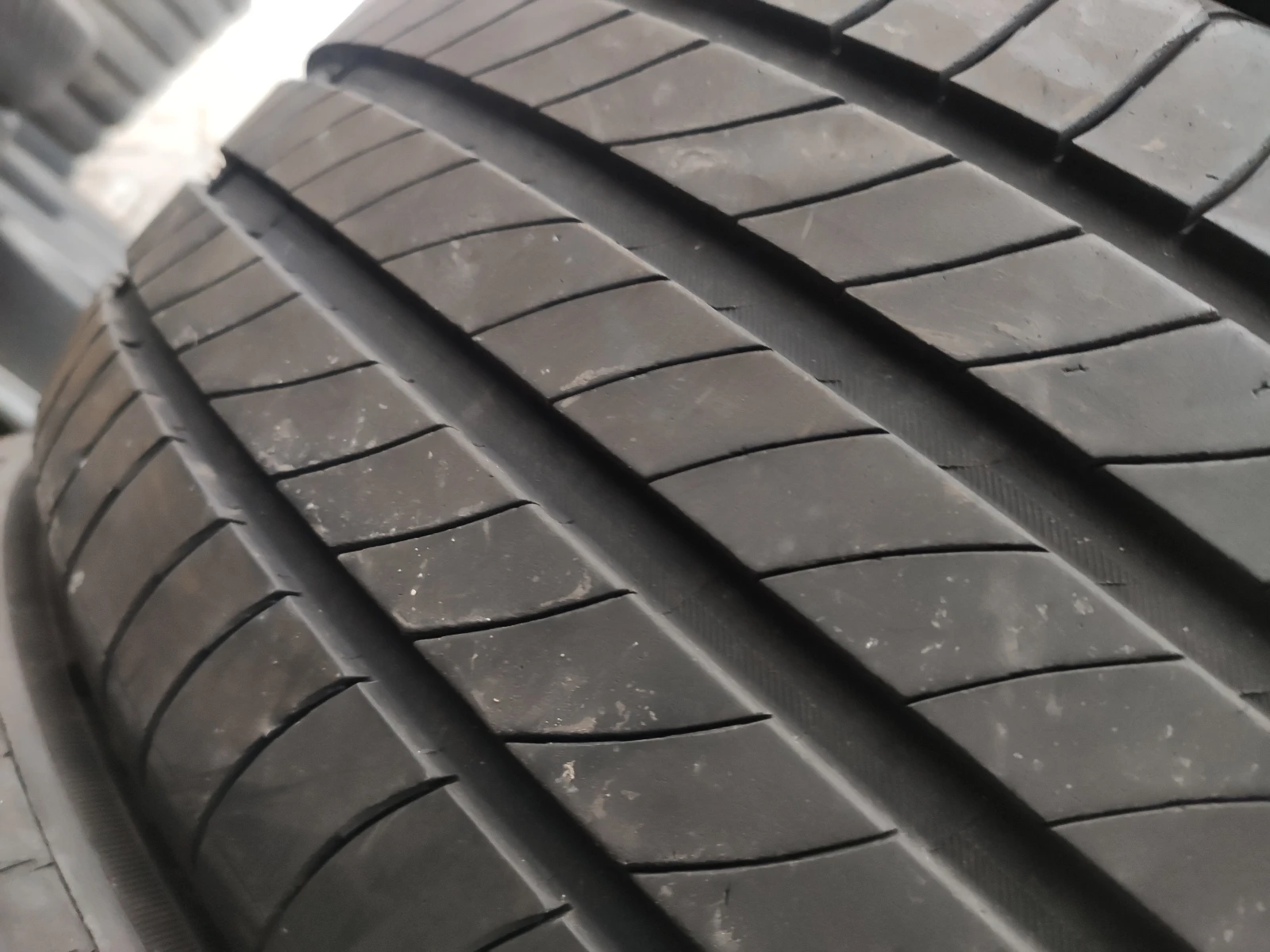 ���� 225/50R18 | Mobile.bg � ����������� 5