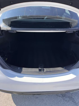 Mercedes-Benz C 300, снимка 13