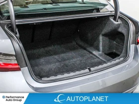 BMW 330 * Premium Essential * ПОДГРЕВ * ШИБИДАХ , снимка 13