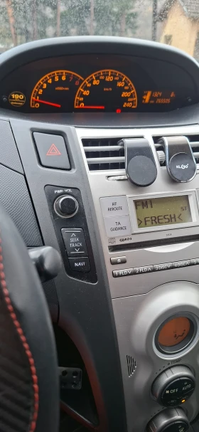 Toyota Yaris Toyota Yaris TS 133k.c, снимка 9