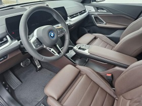 BMW iX xDrive30, снимка 6 - Автомобили и джипове - 44666457