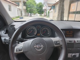 Opel Astra, снимка 2 - Автомобили и джипове - 45682093