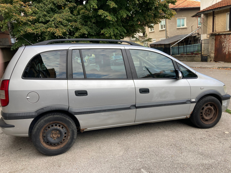 Opel Zafira 1.8 16V 7 места, снимка 2 - Автомобили и джипове - 42220797