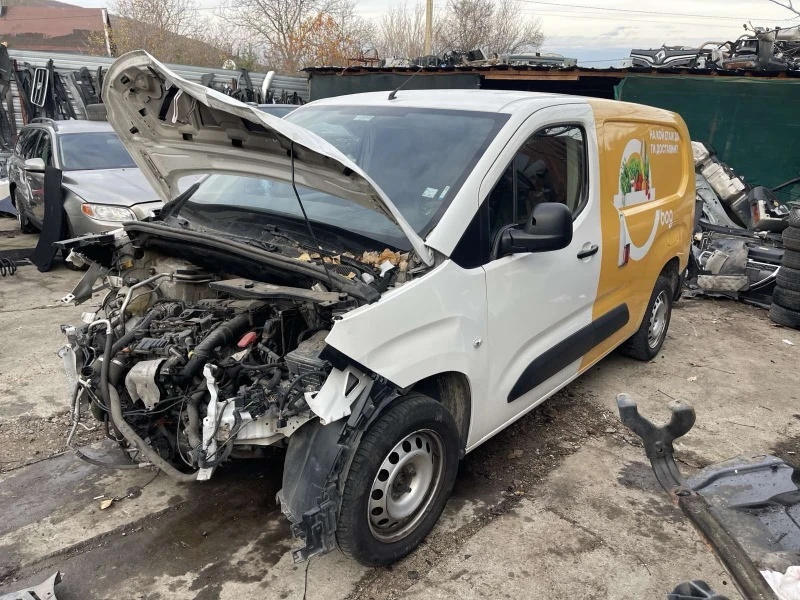 Citroen Berlingo 1.5 blue HDI maxi, снимка 3 - Автомобили и джипове - 43628040