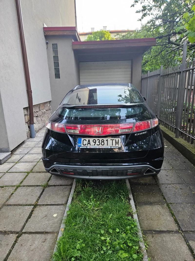 Honda Civic 2.2 CTDi, снимка 3 - Автомобили и джипове - 47078929