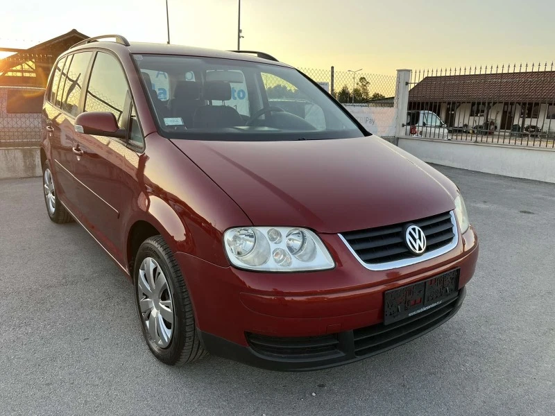 VW Touran 1.6FSI 116кс 6 СКОРОСТИ КЛИМАТИК АВТОПИЛОТ, снимка 3 - Автомобили и джипове - 46760795