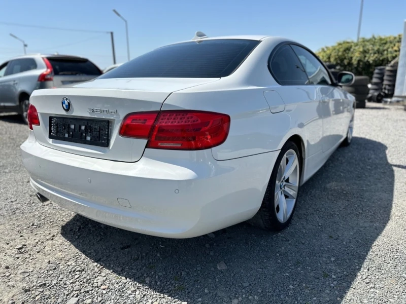 BMW 320 2.0 D, снимка 7 - Автомобили и джипове - 47772124