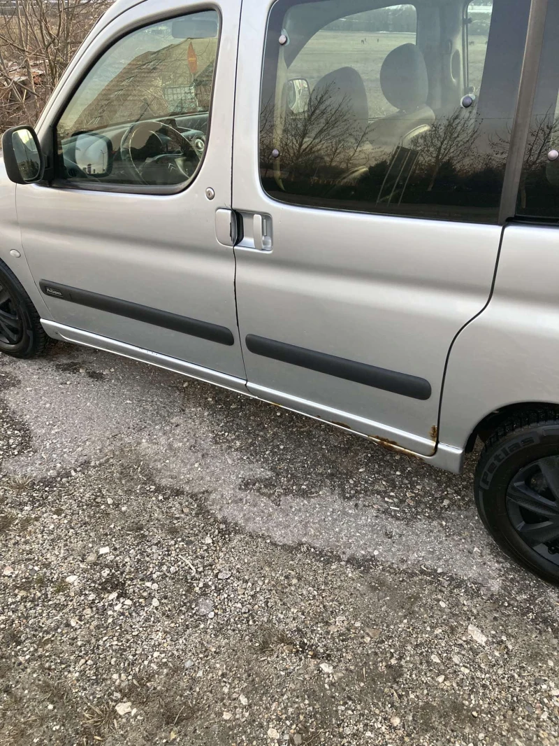 Citroen Berlingo HDI, снимка 12 - Автомобили и джипове - 48473092