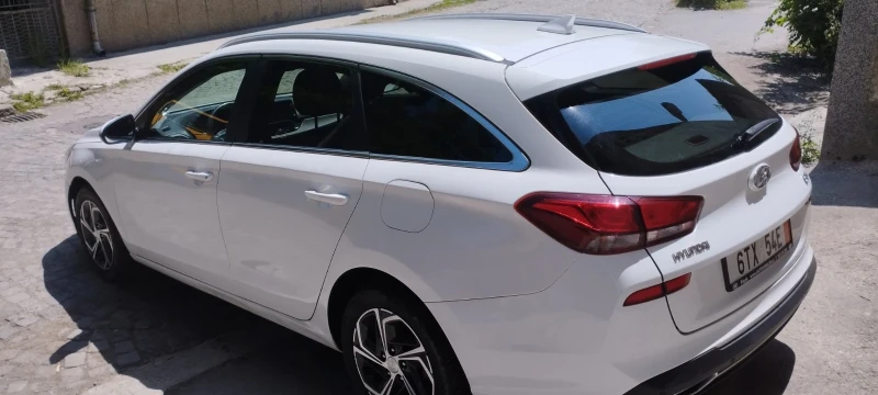 Hyundai I30, снимка 7 - Автомобили и джипове - 52414021